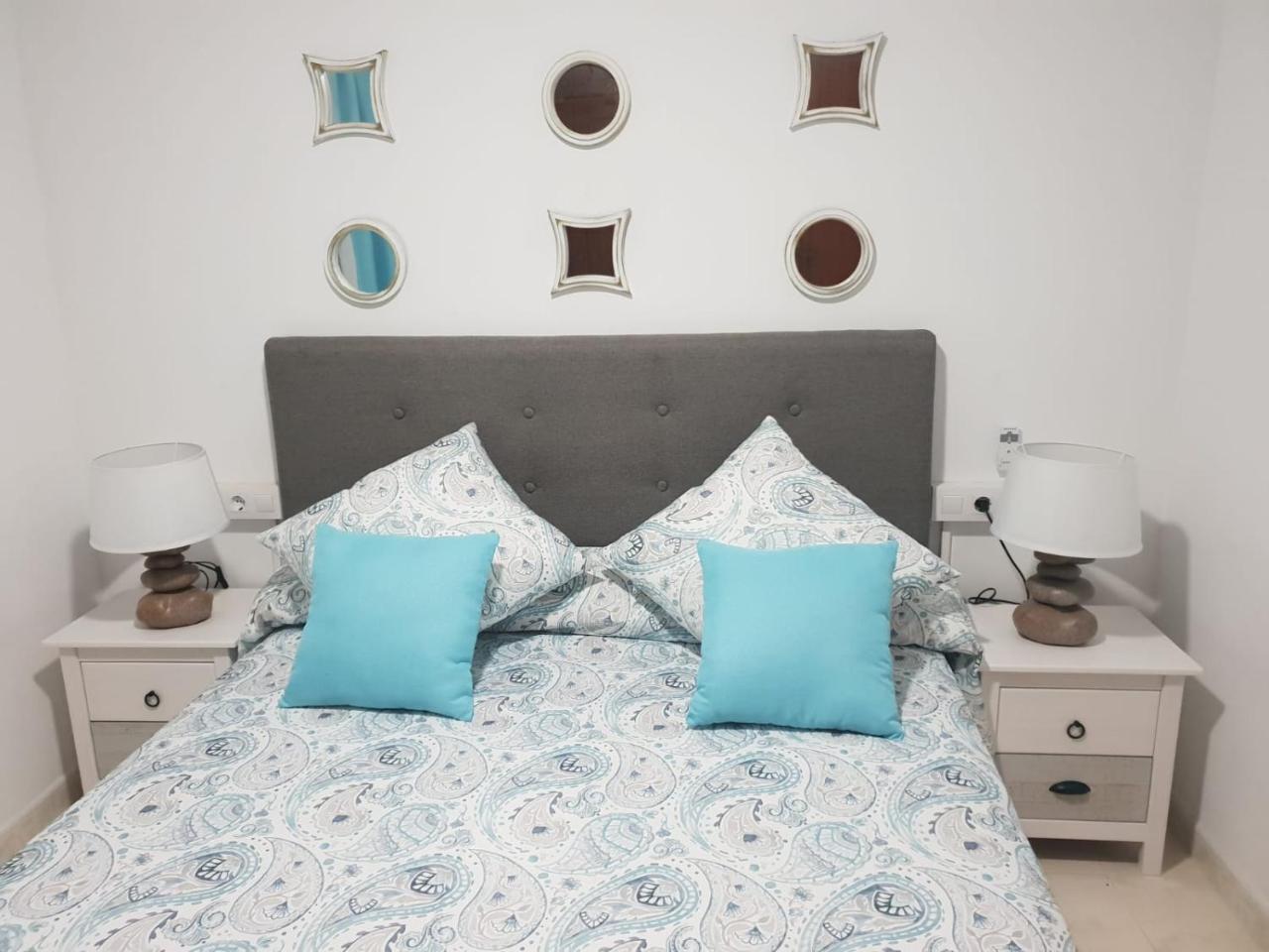 Apartamentos Delfines 칼라 블랑카 외부 사진